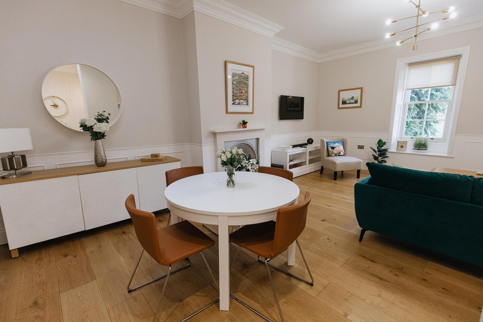Swaledale, Old School Rooms - Luxury Apartment In Richmond, North Yorkshire Richmond  Exterior foto